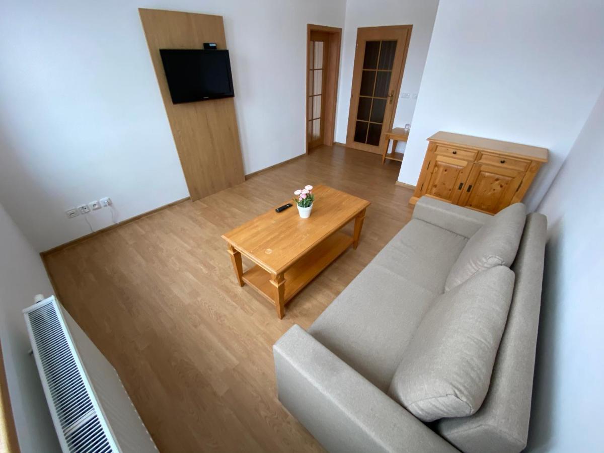 Česká Ves Hotel Zlaty Chlum מראה חיצוני תמונה