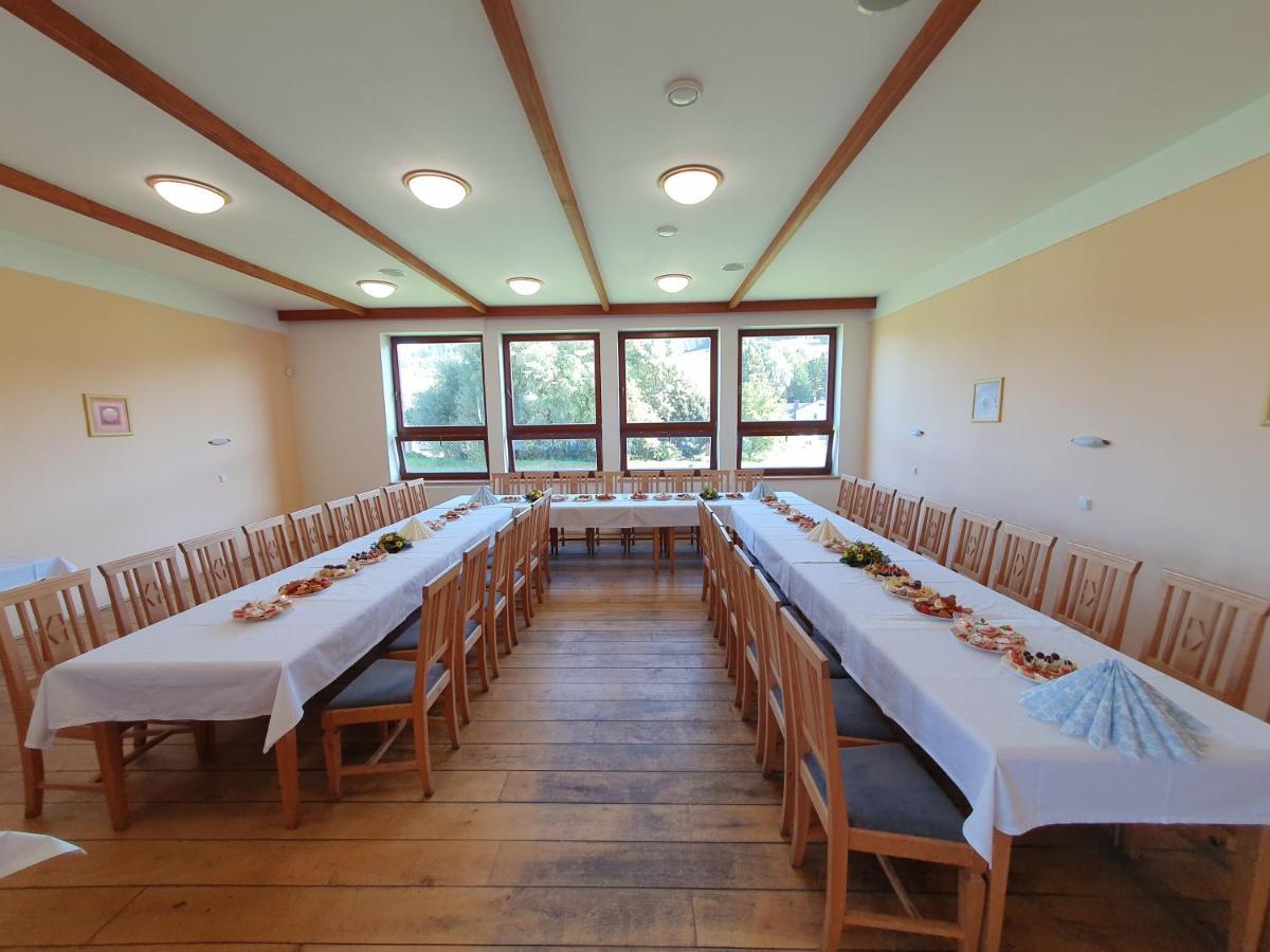 Česká Ves Hotel Zlaty Chlum מראה חיצוני תמונה