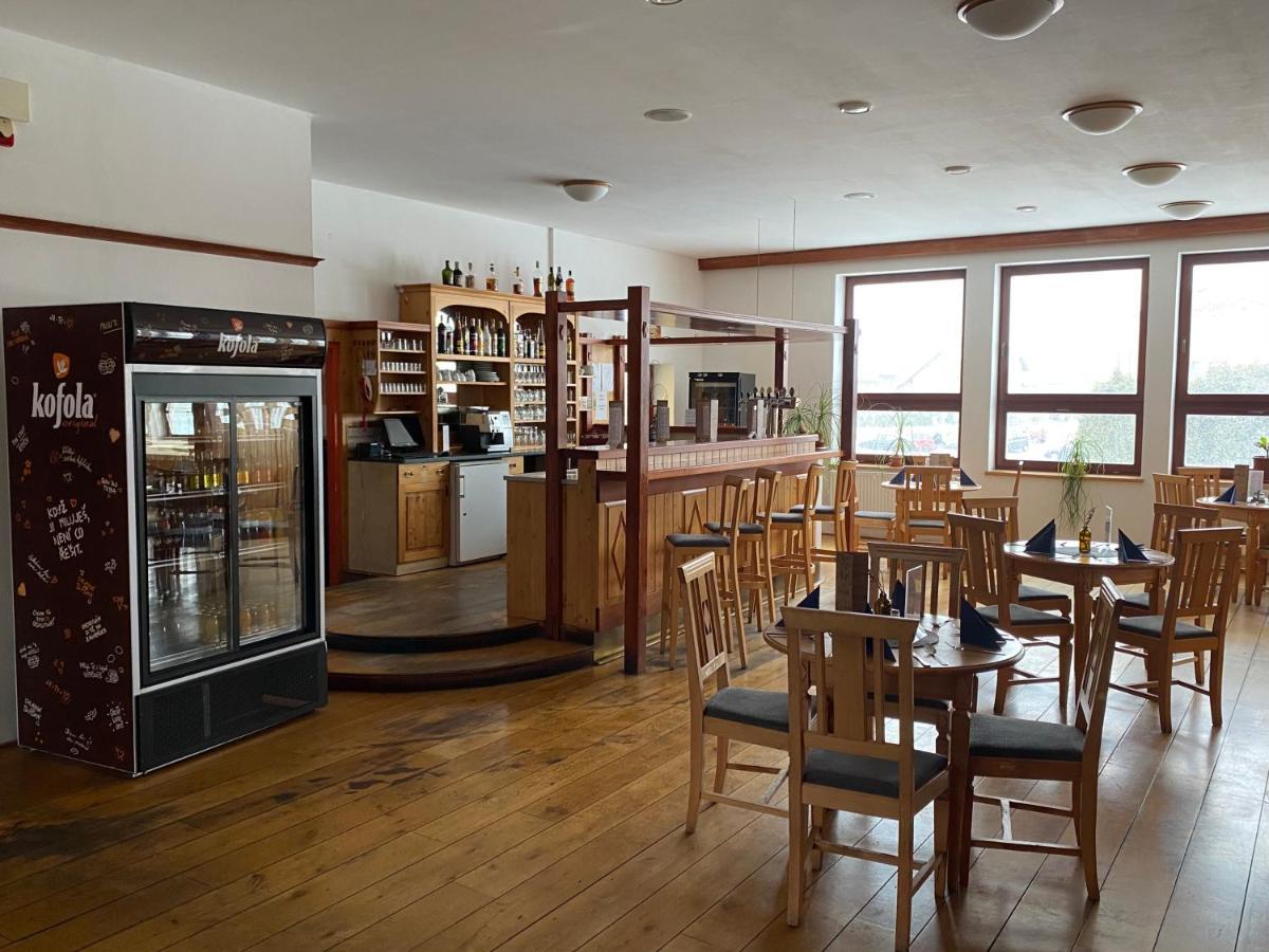 Česká Ves Hotel Zlaty Chlum מראה חיצוני תמונה