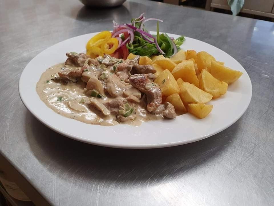 Česká Ves Hotel Zlaty Chlum מראה חיצוני תמונה